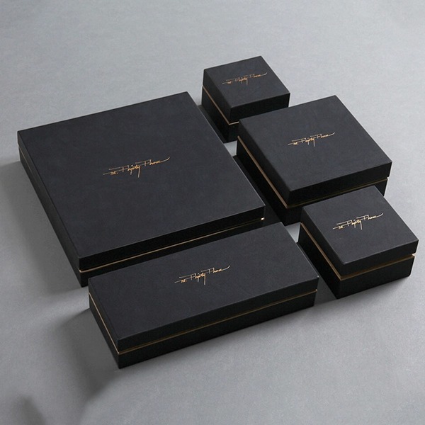 How to Make Your E-commerce Brand Stand Out with Custom Packaging